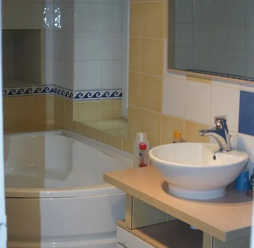 Casa de Férias Le P'tit Hameau De Sey Quettehou